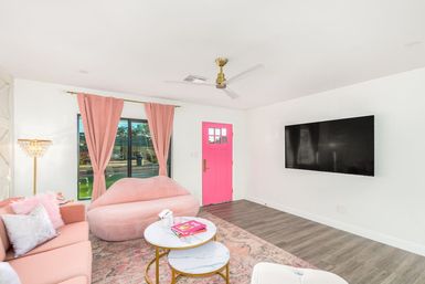 Scottsdoll Dreamhouse: Luxury Scottsdale Rental image 12