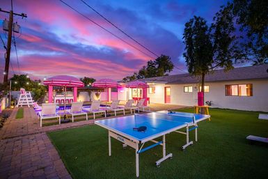 Scottsdoll Dreamhouse: Luxury Scottsdale Rental image 4