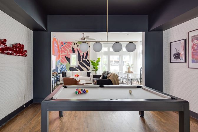 The Harper House: 3-Bedroom Retreat with Rooftop Oasis image 28