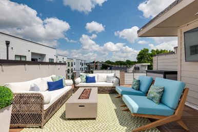 The Harper House: 3-Bedroom Retreat with Rooftop Oasis image 22