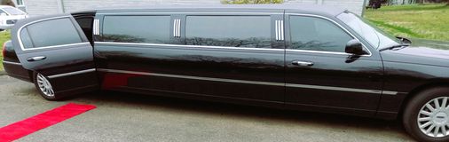 Thumbnail image for Customizable BYOB Luxury Limo Transportation (Airport Shuttle Not Included)