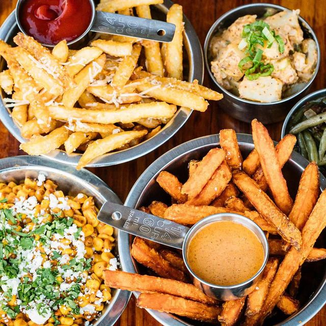 Cheers to Craft Beer: Beer Flights and Austin Bites at Industry image 3