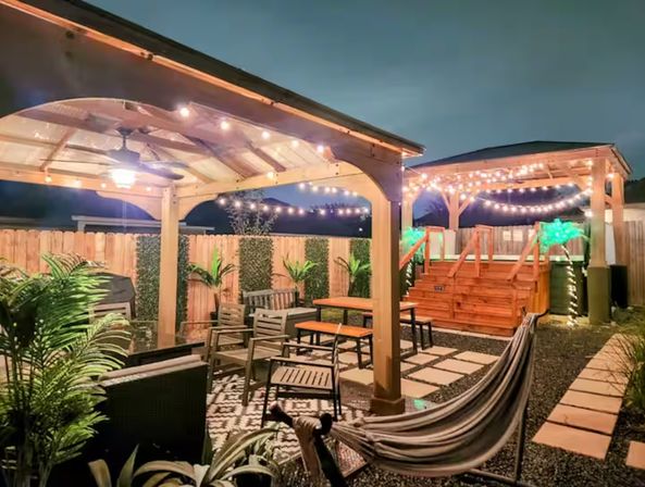 Ultimate Group Retreat: Duplex Duo Rentals with Pool, Mega Hot Tub & Golf (Sleeps 45) image 65