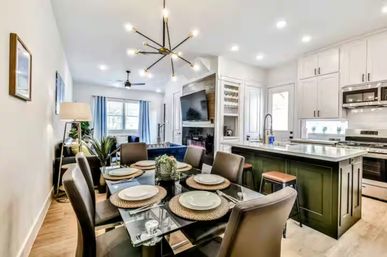 Ultimate Group Retreat: Duplex Duo Rentals with Pool, Mega Hot Tub & Golf (Sleeps 45) image 22
