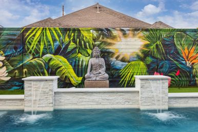 Ultimate Group Retreat: Duplex Duo Rentals with Pool, Mega Hot Tub & Golf (Sleeps 45) image 81