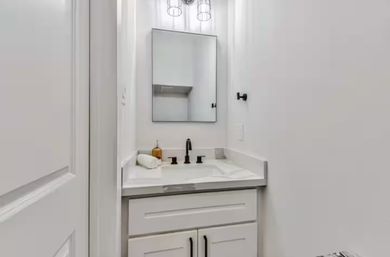 Ultimate Group Retreat: Duplex Duo Rentals with Pool, Mega Hot Tub & Golf (Sleeps 45) image 55