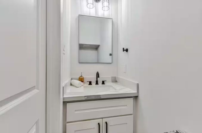 Ultimate Group Retreat: Duplex Duo Rentals with Pool, Mega Hot Tub & Golf (Sleeps 45) image 55