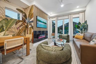 Ultimate Group Retreat: Duplex Duo Rentals with Pool, Mega Hot Tub & Golf (Sleeps 45) image 1