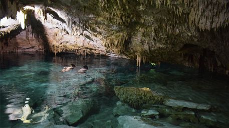 Turtles & Tiaras: A Riviera Maya Bachelorette Splash image 5