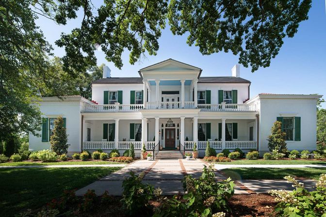 Elevated Mixology Class at Belle Air Mansion Nashville image 3