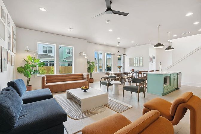 Tropical Escape with Heated Pool and Parking  image 1