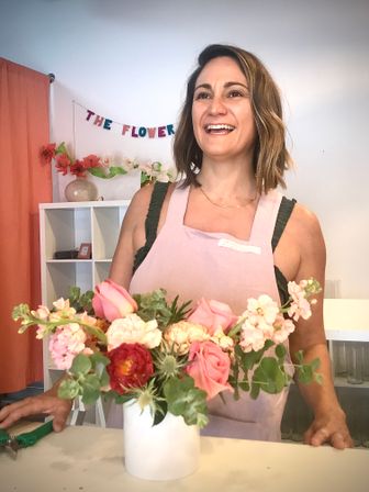 DIY Boozy Flower Arranging BYOB Party with Fresh Flowers at Your Location image 7