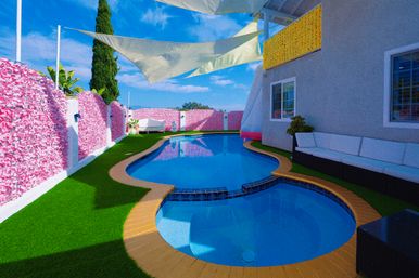 Pink Luxe Spa Retreat: TikTok House with Slide, Jacuzzi, & Stargazing Dome image 18
