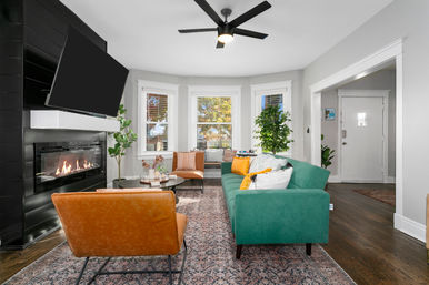 Mansion on 32nd: Modern Kansas City Duplex with 5 Bedrooms & 2 Kitchens image 3