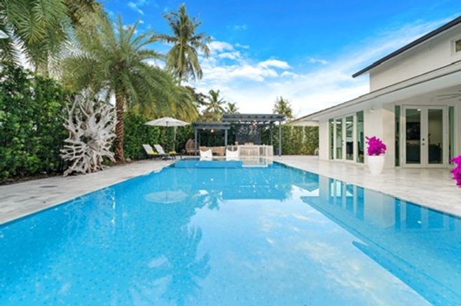 MIA Luxury Mansion: Olympic-Sized Pool, Cabana, Marble Finishes + Hot Tub image 25
