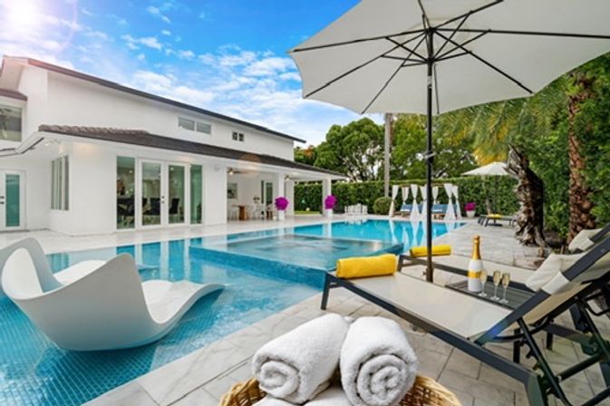 MIA Luxury Mansion: Olympic-Sized Pool, Cabana, Marble Finishes + Hot Tub image 5