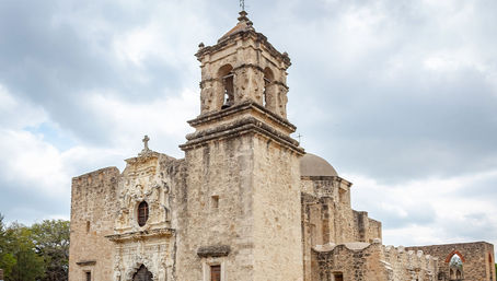 Best of San Antonio Tour from Austin: Includes River Boat Cruise + Return Transport  image 8