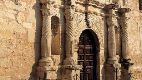 Best of San Antonio Tour from Austin: Includes River Boat Cruise + Return Transport  image 14