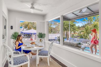 Emerald Key: Historic 8-BR West Palm Beach Estate with Heated Pool & Guest House for Large Groups image 10