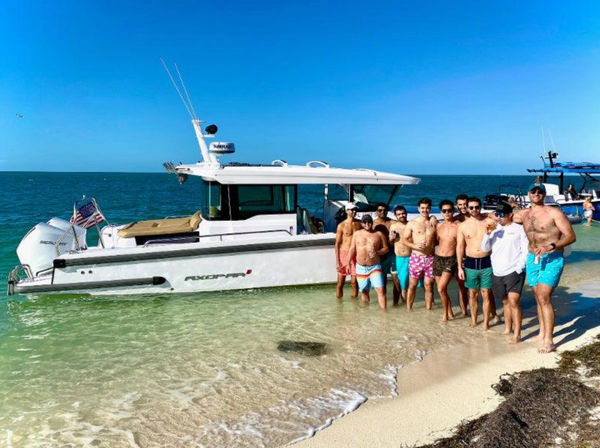 Luxury SUV of the Seas: The SeaEO III (Bachelor Edition) image 1