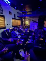 Luxury Mobile Cigar Lounge Experience image 19