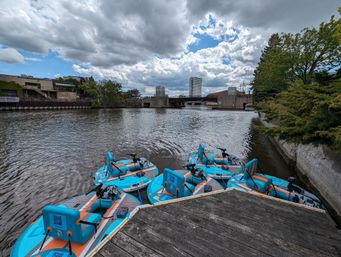 Electric Party Boats on the Milwaukee River! image 6