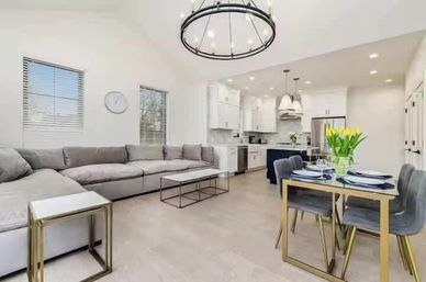 Jungle Sol: Stylish, Plant-filled, with Private Terrace image 10
