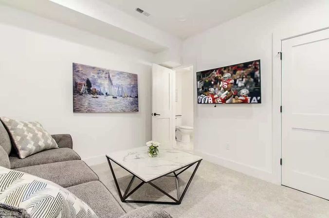 Jungle Sol: Stylish, Plant-filled, with Private Terrace image 45