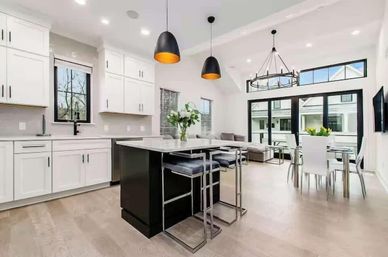 Jungle Sol: Stylish, Plant-filled, with Private Terrace image 29