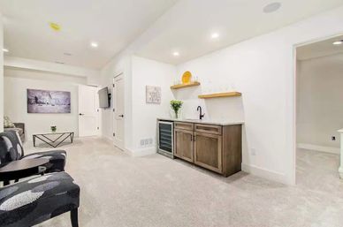 Jungle Sol: Stylish, Plant-filled, with Private Terrace image 47