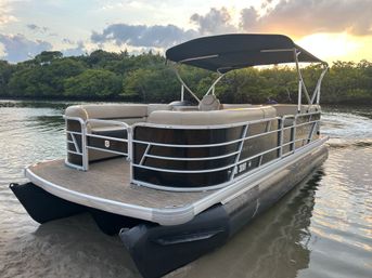 4-Hour Sandbar Excursion Aboard Party Pontoon (BYOB) image 1