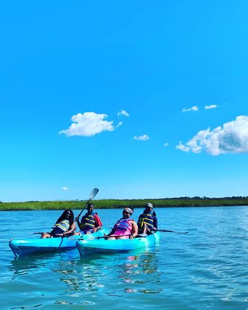 Kayak Adventure through Hilton Head image 7