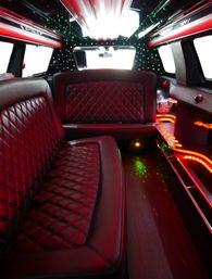 Stretch Limo for 8 with Complimentary Premium Bubbly image 4