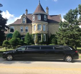 Stretch Limo for 8 with Complimentary Premium Bubbly image 1