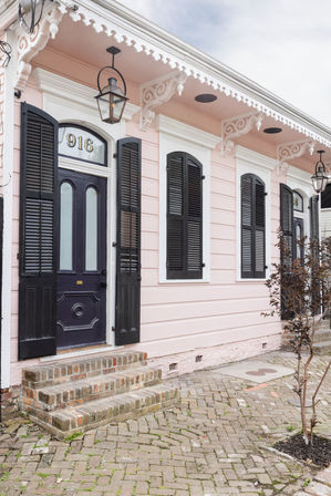 Ultimate Girl's Trip House: Steps from the French Quarter image 5
