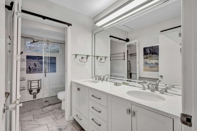 Marsh Oasis: Stunning 4BR Sea Pines Stay with Hot Tub image 71