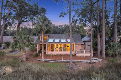 Marsh Oasis: Stunning 4BR Sea Pines Stay with Hot Tub image 49
