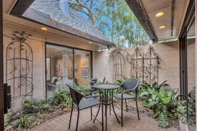 Marsh Oasis: Stunning 4BR Sea Pines Stay with Hot Tub image 6