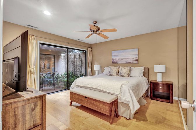 Marsh Oasis: Stunning 4BR Sea Pines Stay with Hot Tub image 19