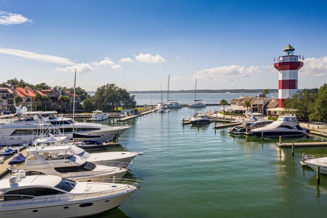 Marsh Oasis: Stunning 4BR Sea Pines Stay with Hot Tub image 57