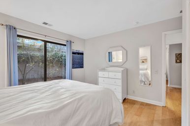 Marsh Oasis: Stunning 4BR Sea Pines Stay with Hot Tub image 10