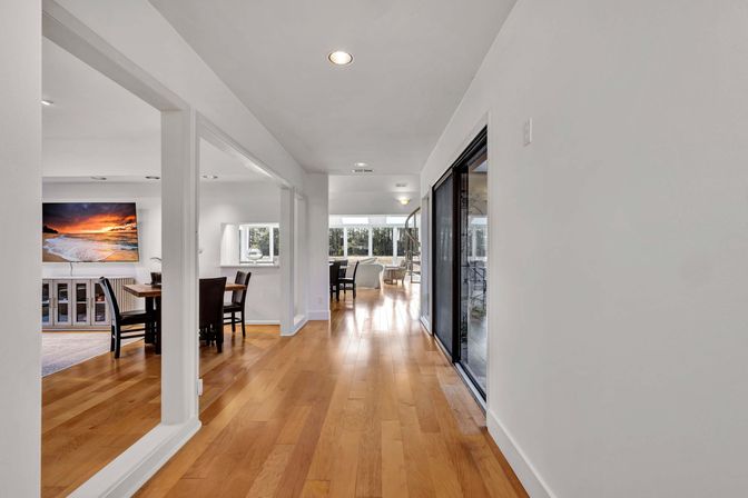 Marsh Oasis: Stunning 4BR Sea Pines Stay with Hot Tub image 8