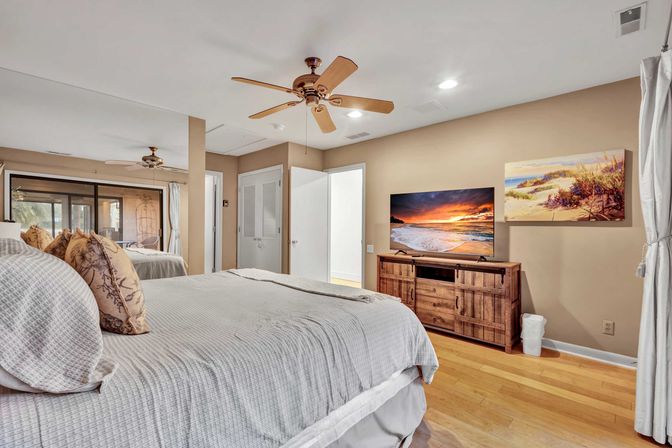 Marsh Oasis: Stunning 4BR Sea Pines Stay with Hot Tub image 67