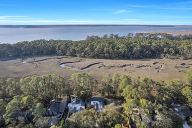Marsh Oasis: Stunning 4BR Sea Pines Stay with Hot Tub image 38