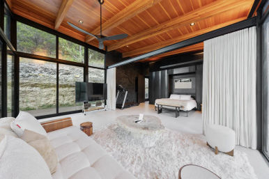 Wander Austin Falling Leaves: Luxury Glass-House Retreat with Courtyard Fire Pit & Outdoor Pool image 23