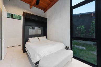 Wander Austin Falling Leaves: Luxury Glass-House Retreat with Courtyard Fire Pit & Outdoor Pool image 21