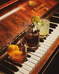 The Mint Tavern: Classic Cocktails, Live Music & Lounge Vibes image 2