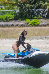 Aqua Adventure: Buggies + Jet Ski Duo Experience Pack image 9