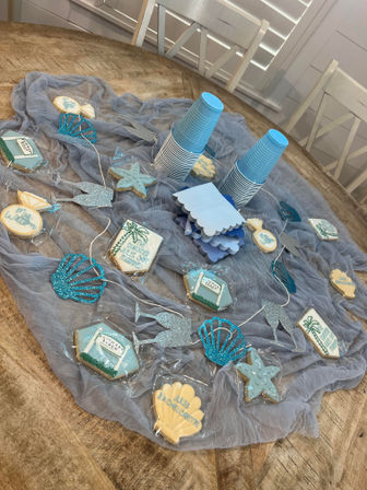 Custom At-Home Decoration Packages and Luxury Party Themes from Merry Me Decor image 16