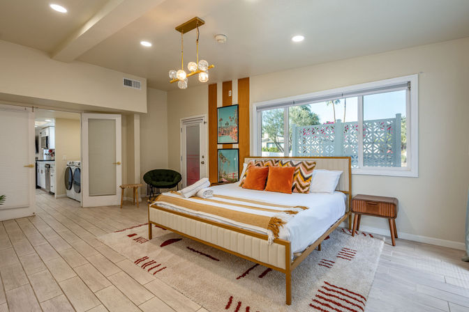Luxury Villa with Pool, Jacuzzi, Bikes, Putting Green, Fire Pit & Frozen Margarita Machine image 27